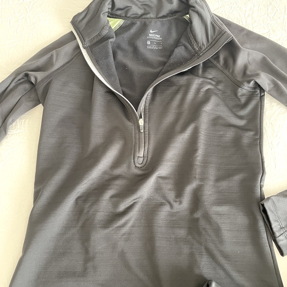 Nike Pro Hyperwarm Woman’s Set